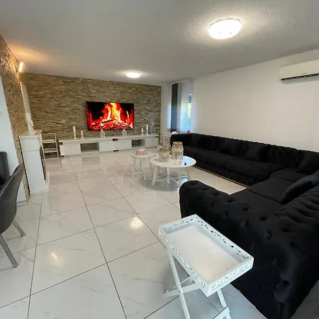 Deluxe Family Haem Apartmán *